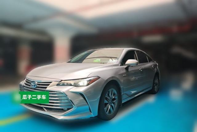 Used Toyota Avalon 2019 Dual-Engine 2.5L Luxury Edition China VI Standard