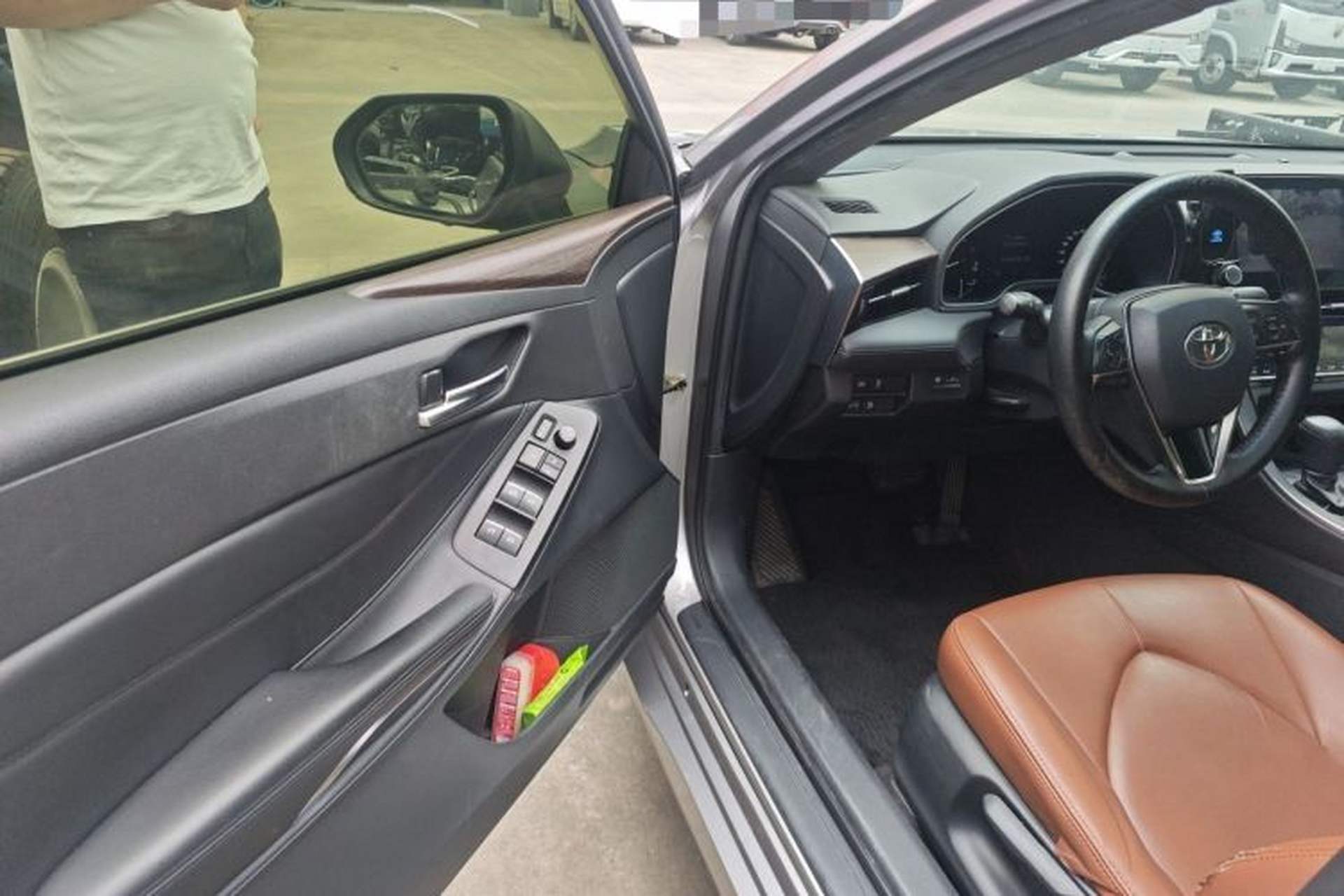Used Toyota Avalon 2019 2.0L Ambition Edition China VI Driver Seat