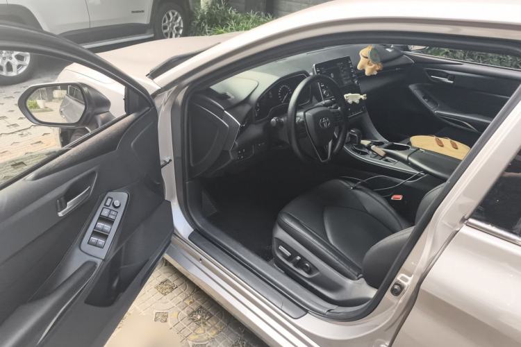 Used Toyota Avalon 2019 2.0L Luxury Edition China VI Standard Driver Seat