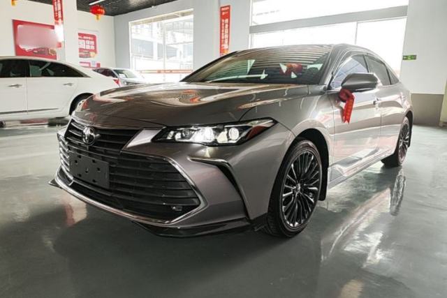 Ojetý Toyota Avalon 2019 2.0L XLE Premium Edition China VI