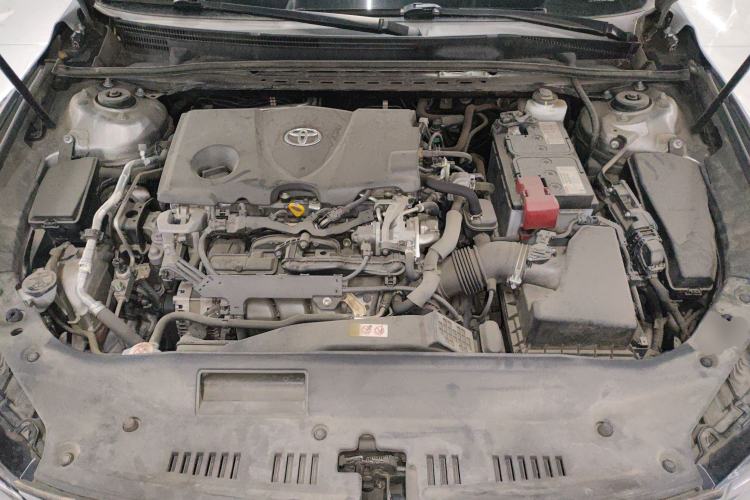 Used Toyota Avalon 2019 2.5L Ambition Version China VI Standard Engine Bay