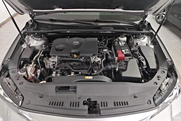 Used Toyota Avalon 2019 2.0L Ambition Edition China VI Engine Bay