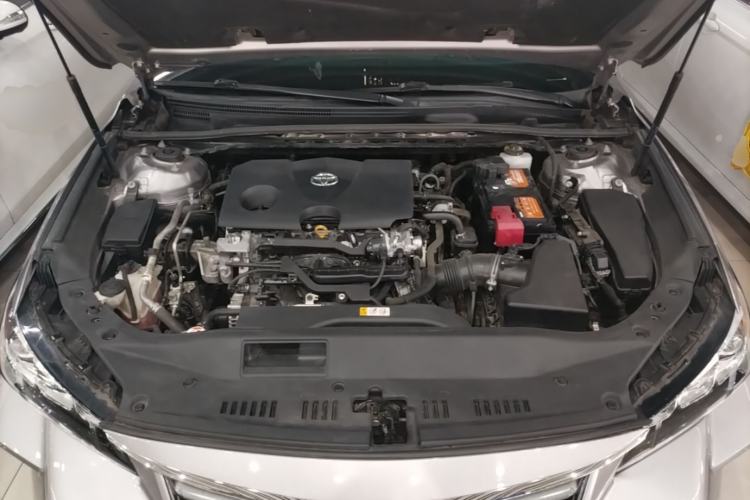 Used Toyota Avalon 2019 2.0L XLE Premium Edition China VI Engine Bay