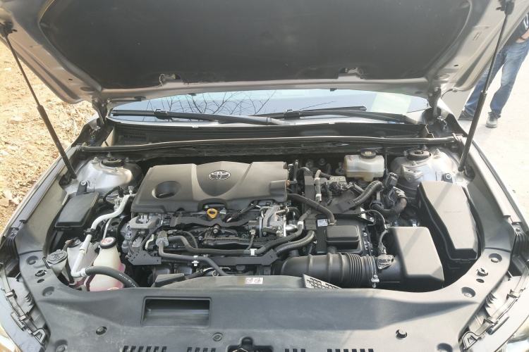 Used Toyota Avalon 2019 Dual-Engine 2.5L Luxury Edition China VI Standard Engine Bay