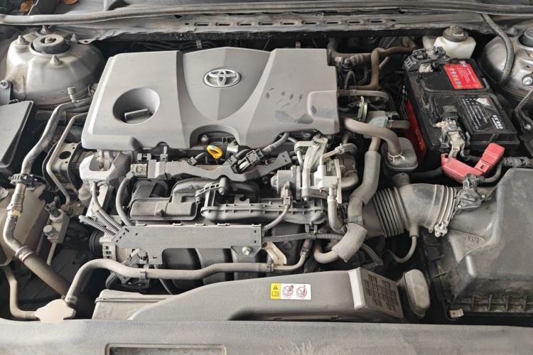 Used Toyota Avalon 2019 2.5L Touring Premium Version China V Standard Engine Bay
