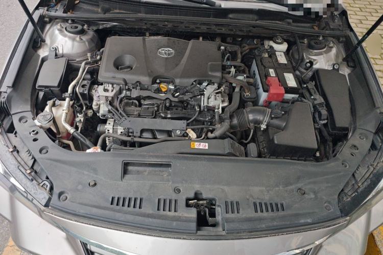 Used Toyota Avalon 2019 2.5L Ambition Version China V Standard Engine Bay