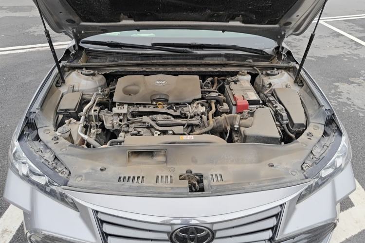 Used Toyota Avalon 2019 2.0L Luxury Edition China VI Standard Engine Bay