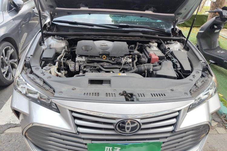Used Toyota Avalon 2019 2.0L Luxury Edition China VI Standard Engine Bay