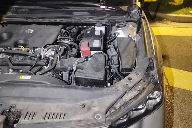 Used Toyota Avalon 2019 2.0L XLE Premium Edition China VI Engine Bay Left