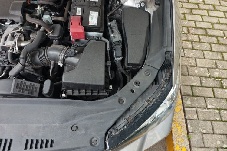 Used Toyota Avalon 2019 2.5L Ambition Version China V Standard Engine Bay Left