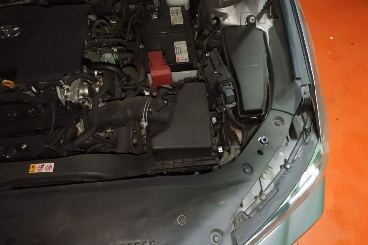 Used Toyota Avalon 2019 2.0L Luxury Edition China VI Standard Engine Bay Left