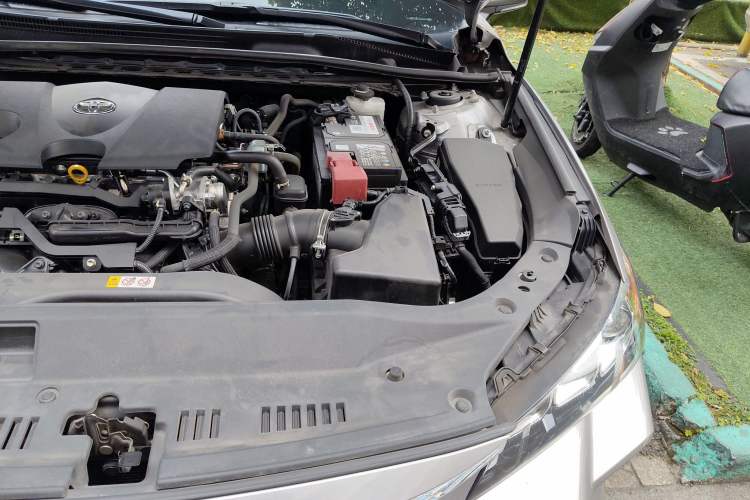 Used Toyota Avalon 2019 2.0L Luxury Edition China VI Standard Engine Bay Left