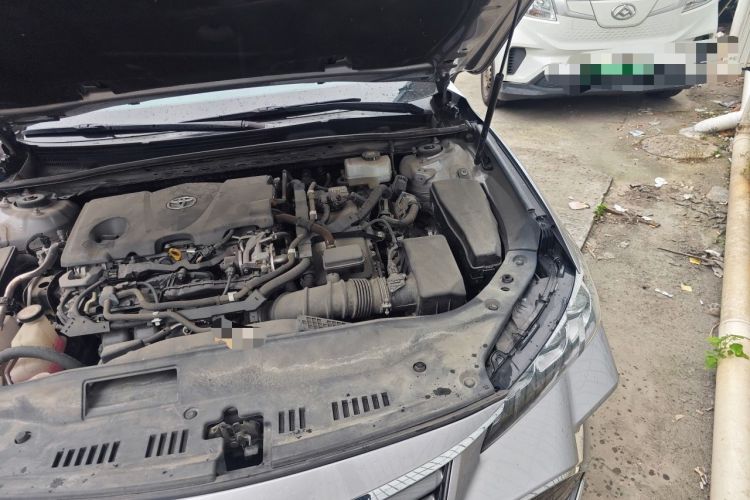 Used Toyota Avalon 2019 Dual-Engine 2.5L Luxury Edition China VI Standard Engine Bay Left