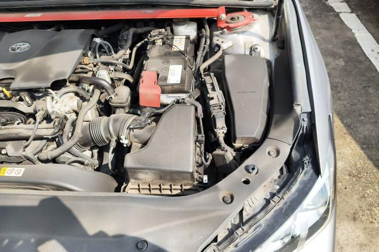 Used Toyota Avalon 2019 2.0L Luxury Edition China VI Standard Engine Bay Left