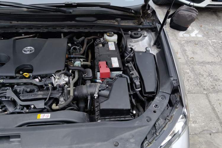 Used Toyota Avalon 2019 2.0L Ambition Edition China VI Engine Bay Left