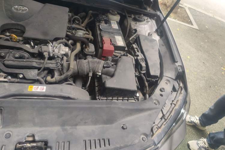 Used Toyota Avalon 2019 2.0L XLE Premium Edition China VI Engine Bay Left