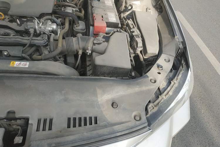 Used Toyota Avalon 2019 2.0L Luxury Edition China VI Standard Engine Bay Left