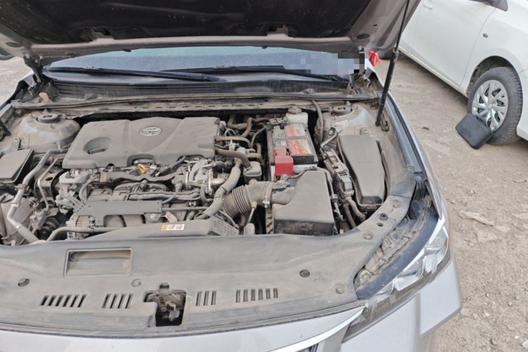 Used Toyota Avalon 2019 2.5L Touring Premium Version China VI Standard Engine Bay Left
