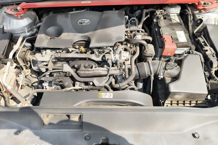 Used Toyota Avalon 2019 2.0L Luxury Edition China VI Standard Engine Bay