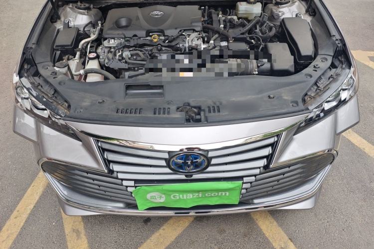 Used Toyota Avalon 2019 Dual-Engine 2.5L XLE Prestige Version China V Standard Engine Bay