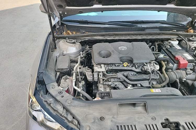 Used Toyota Avalon 2019 2.0L Luxury Edition China VI Standard Engine Bay Right