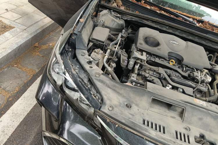 Used Toyota Avalon 2019 2.0L Ambition Edition China VI Engine Bay Right