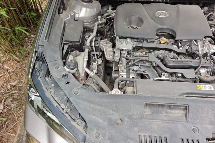 Used Toyota Avalon 2019 2.0L Luxury Edition China VI Standard Engine Bay Right