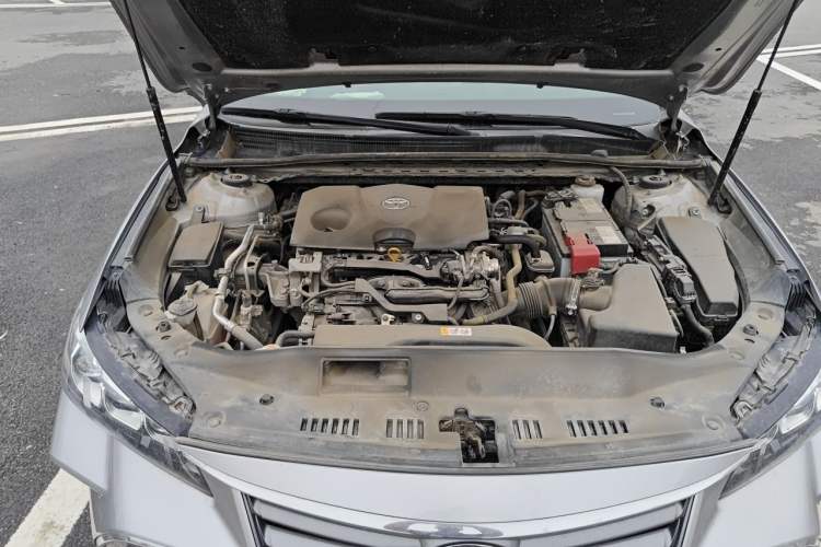 Used Toyota Avalon 2019 2.0L Luxury Edition China VI Standard Engine Bay Right