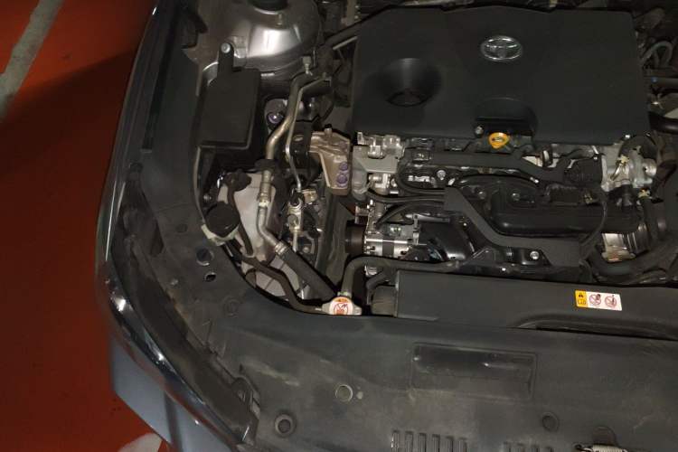 Used Toyota Avalon 2019 2.0L Luxury Edition China VI Standard Engine Bay Right