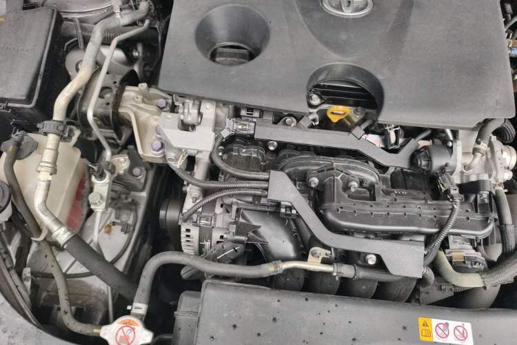 Used Toyota Avalon 2019 2.0L Luxury Edition China VI Standard Engine Bay Right