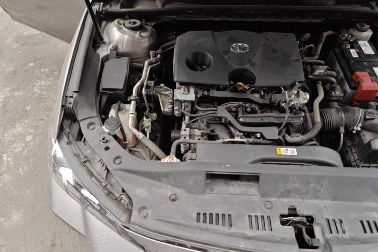 Used Toyota Avalon 2019 2.0L Luxury Edition China VI Standard Engine Bay Right