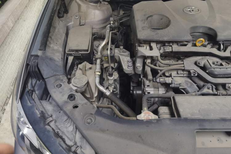Used Toyota Avalon 2019 2.0L Luxury Edition China VI Standard Engine Bay Right