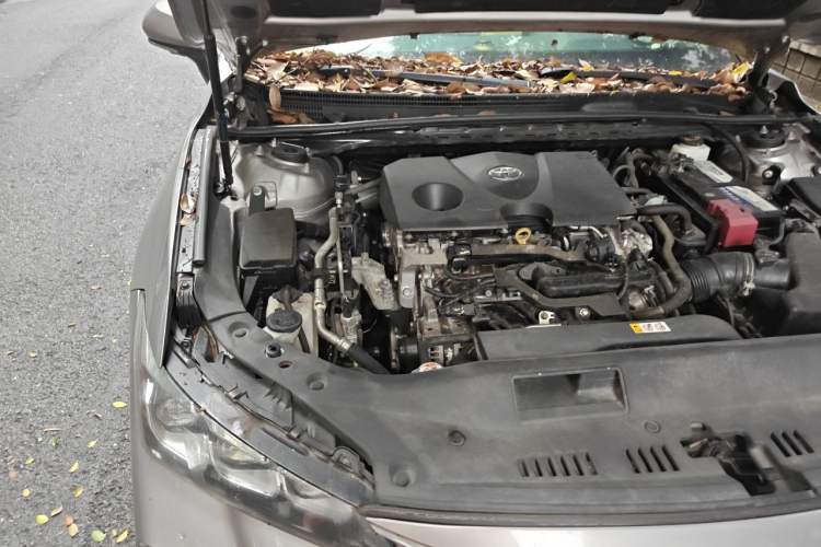 Used Toyota Avalon 2019 2.0L XLE Premium Edition China VI Engine Bay Right
