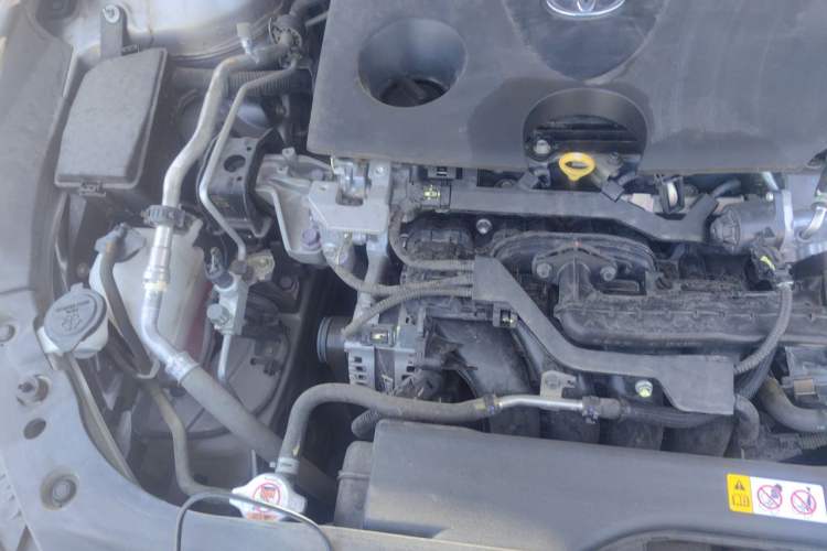 Used Toyota Avalon 2019 2.0L XLE Premium Edition China VI Engine Bay Right
