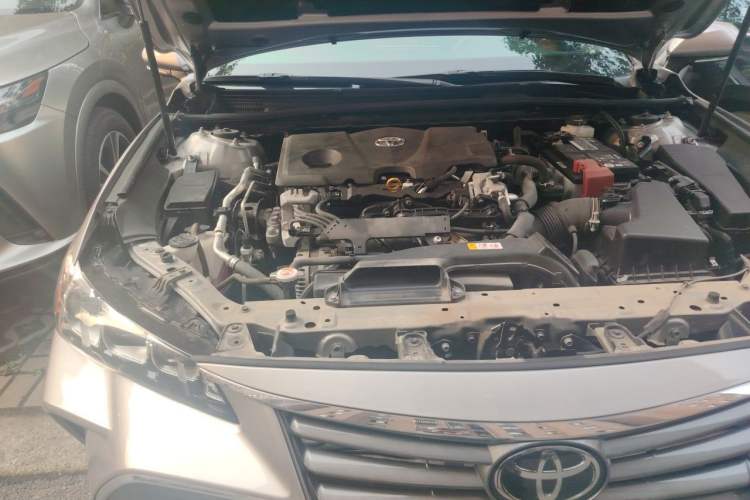 Used Toyota Avalon 2019 2.5L Touring Premium Version China V Standard Engine Bay Right