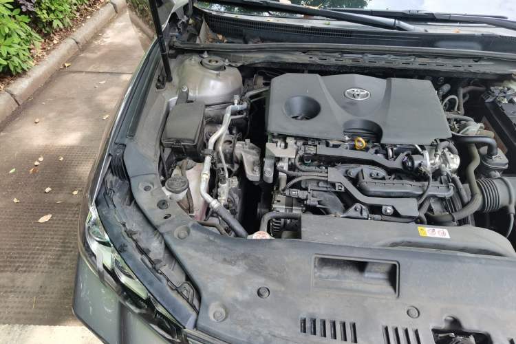 Used Toyota Avalon 2019 2.0L Luxury Edition China VI Standard Engine Bay Right