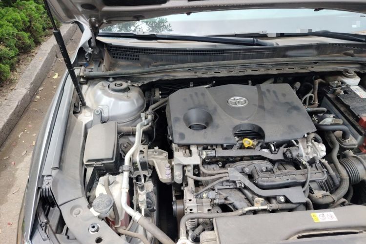 Used Toyota Avalon 2019 2.0L Ambition Edition China VI Engine Bay Right