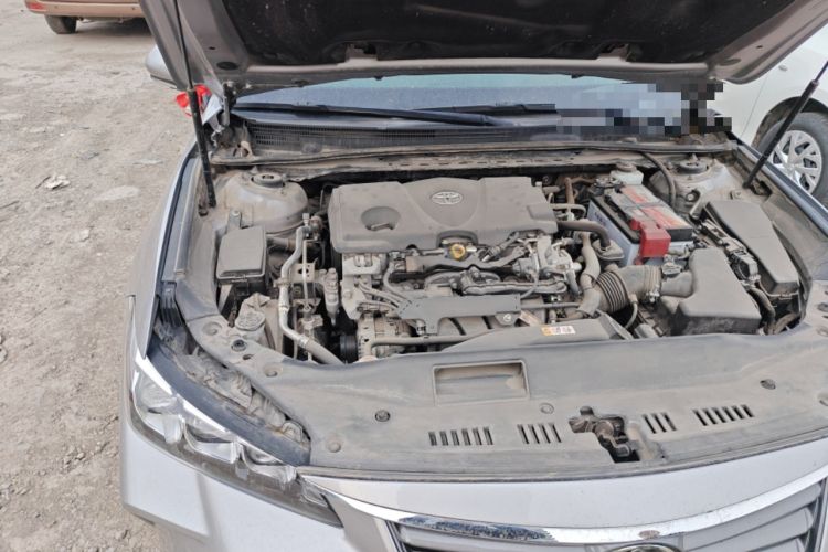Used Toyota Avalon 2019 2.5L Touring Premium Version China VI Standard Engine Bay Right