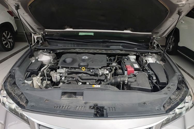 Used Toyota Avalon 2019 2.0L XLE Premium Edition China VI Engine Bay