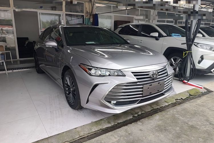 Used Toyota Avalon 2019 2.0L XLE Premium Edition China VI Exterior 1