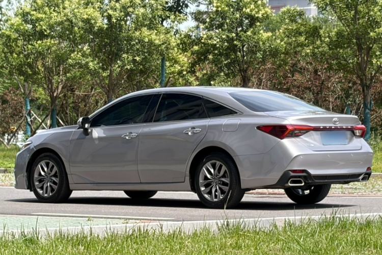 Used Toyota Avalon 2019 2.0L Luxury Edition China VI Standard Exterior 2