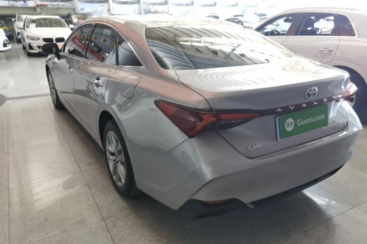 Used Toyota Avalon 2019 Dual-Engine 2.5L Luxury Edition China VI Standard Exterior 2