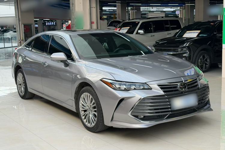 Used Toyota Avalon 2019 2.0L XLE Premium Edition China VI Exterior 2