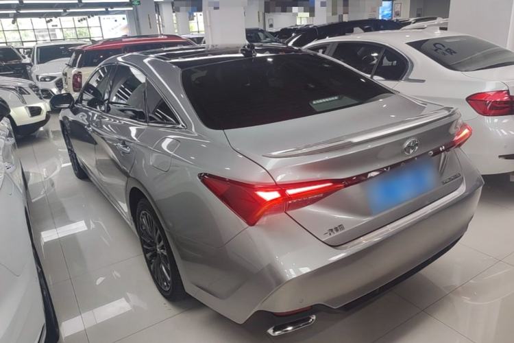Used Toyota Avalon 2019 2.5L Touring Premium Version China VI Standard Exterior 2