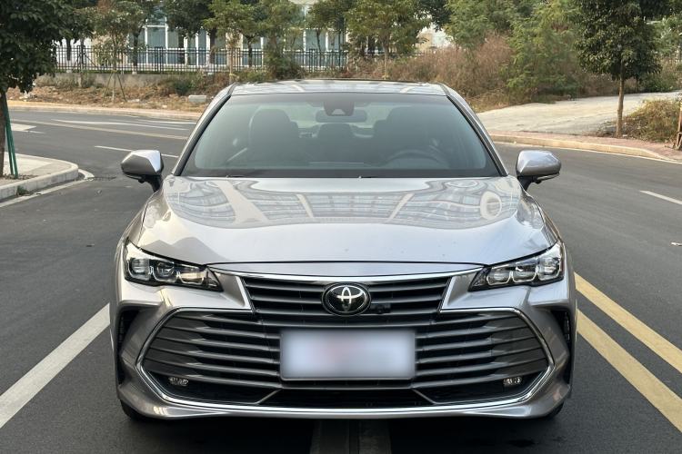 Used Toyota Avalon 2019 2.0L Ambition Edition China VI Exterior 2