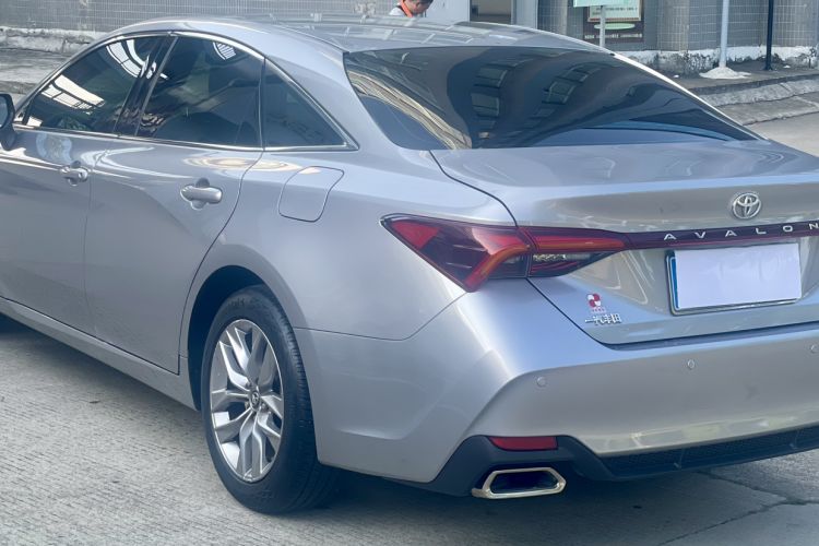 Used Toyota Avalon 2019 2.0L Ambition Edition China VI Exterior 3