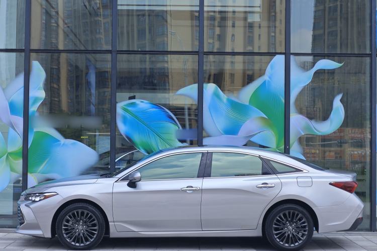 Used Toyota Avalon 2019 2.0L XLE Premium Edition China VI Exterior 3