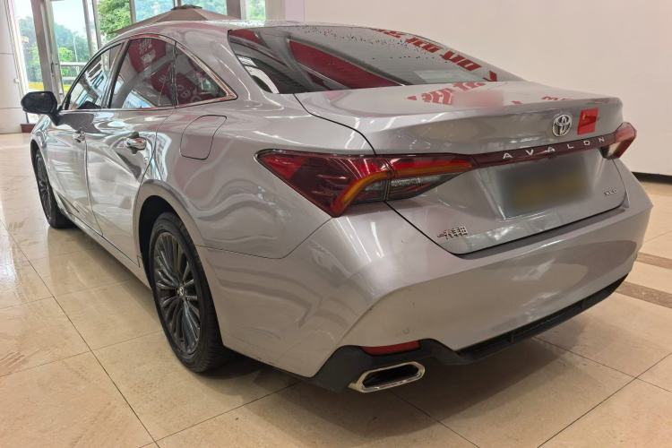Used Toyota Avalon 2019 2.0L XLE Premium Edition China VI Exterior 3