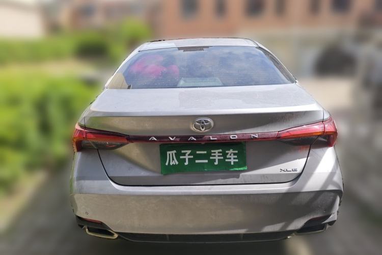 Used Toyota Avalon 2019 2.0L XLE Premium Edition China VI Exterior 4