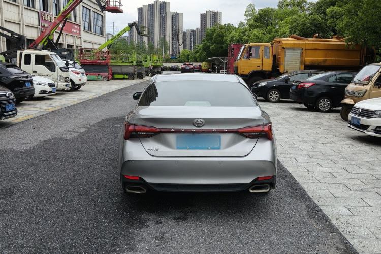 Used Toyota Avalon 2019 2.0L Luxury Edition China VI Standard Exterior 4